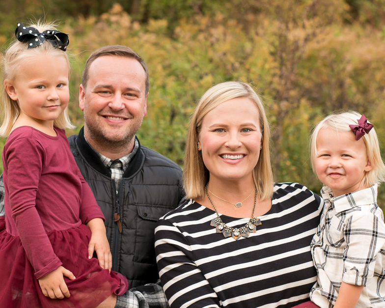 Fall-Family-Photo-4x5ratio-KelleyKPhotography-SmyrnaGA